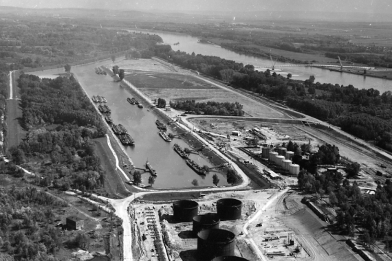 1958 Lobau aerial photo © Hafen Wien